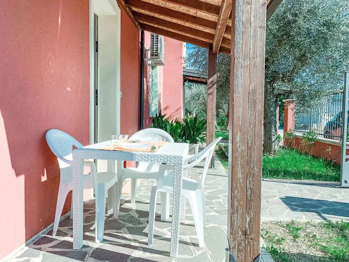 Appartamento La Casa Rossa - Affitti Brevi Italia リミニ 0*,  イタリア